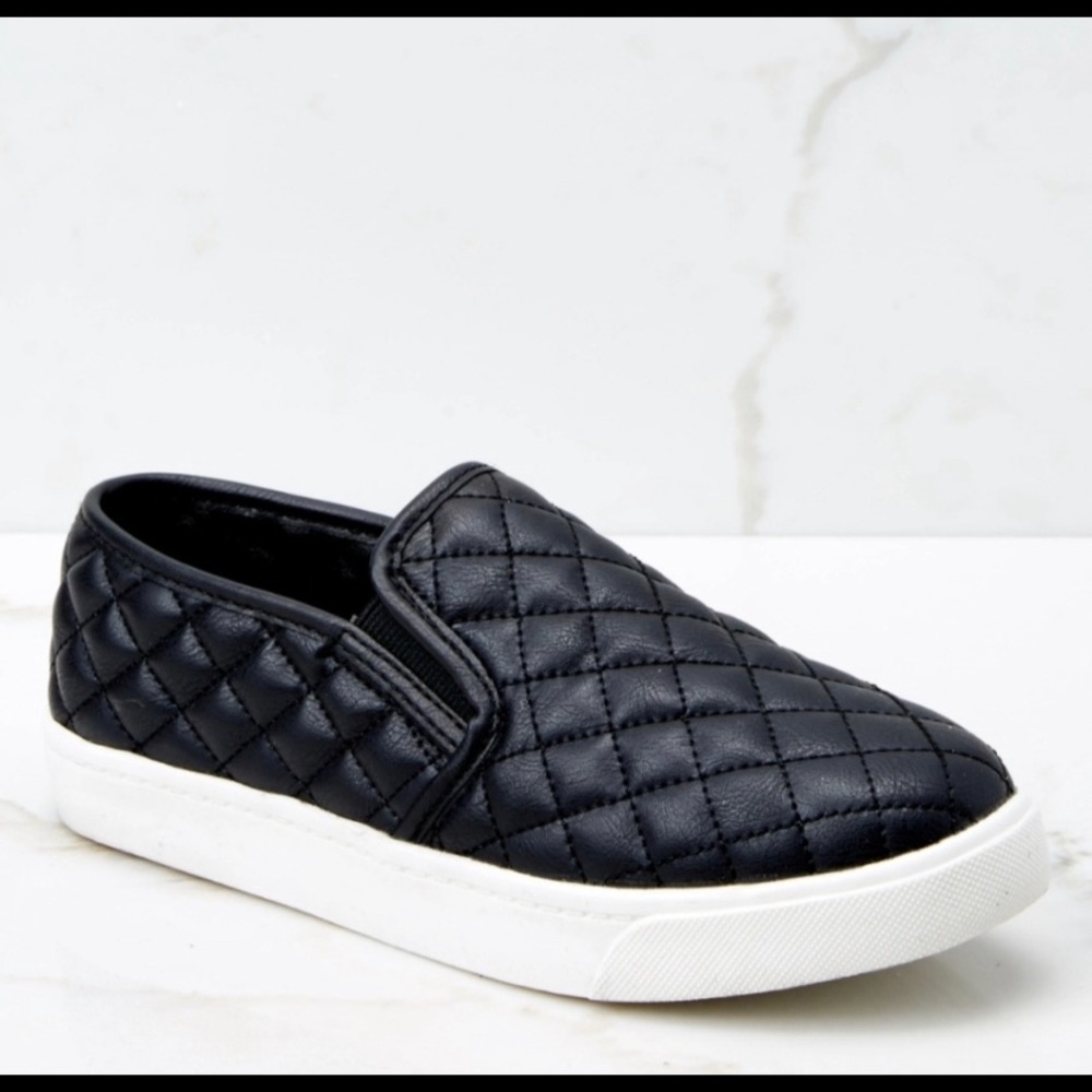 Black Quilted texture slip on sneaker